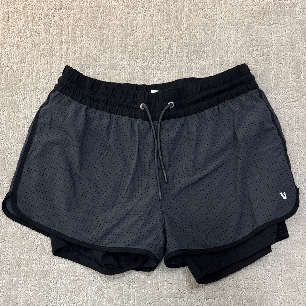 Vuori Women's Black Athletic Shorts - size small